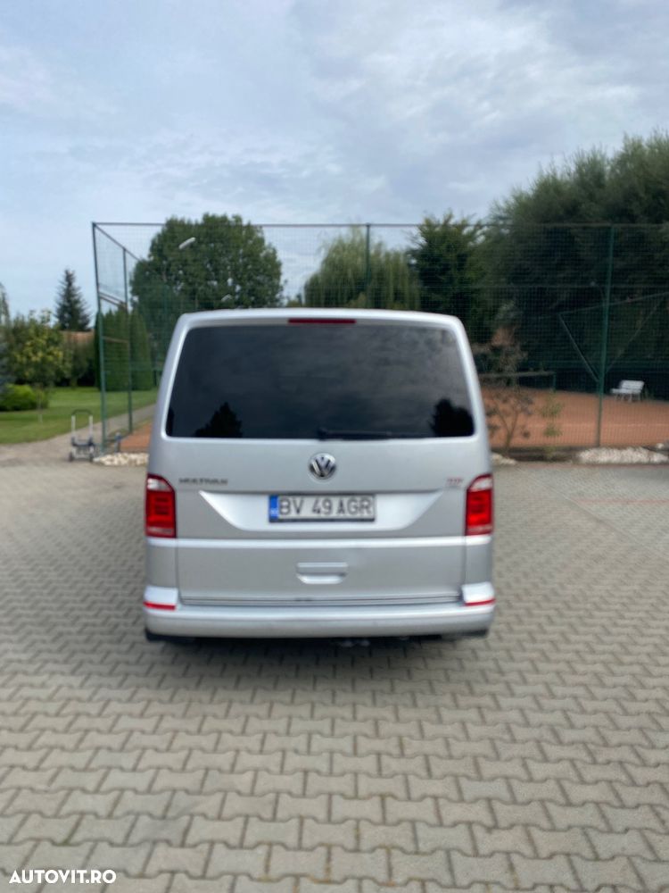 Volkswagen Multivan - 2