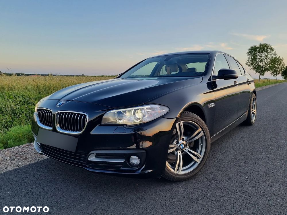 BMW Seria 5 520d xDrive - 1