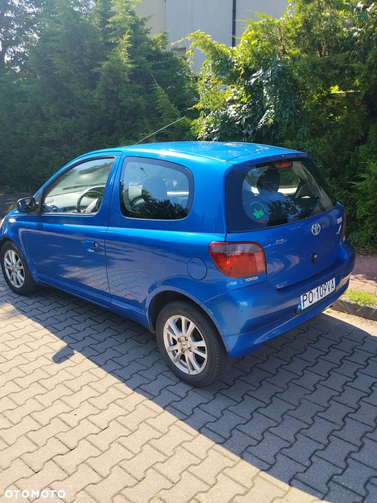 Toyota Yaris 1.4 D-4D Active - 2