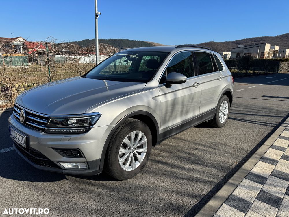 Volkswagen Tiguan 2.0 TDI 4Mot Comfortline - 3