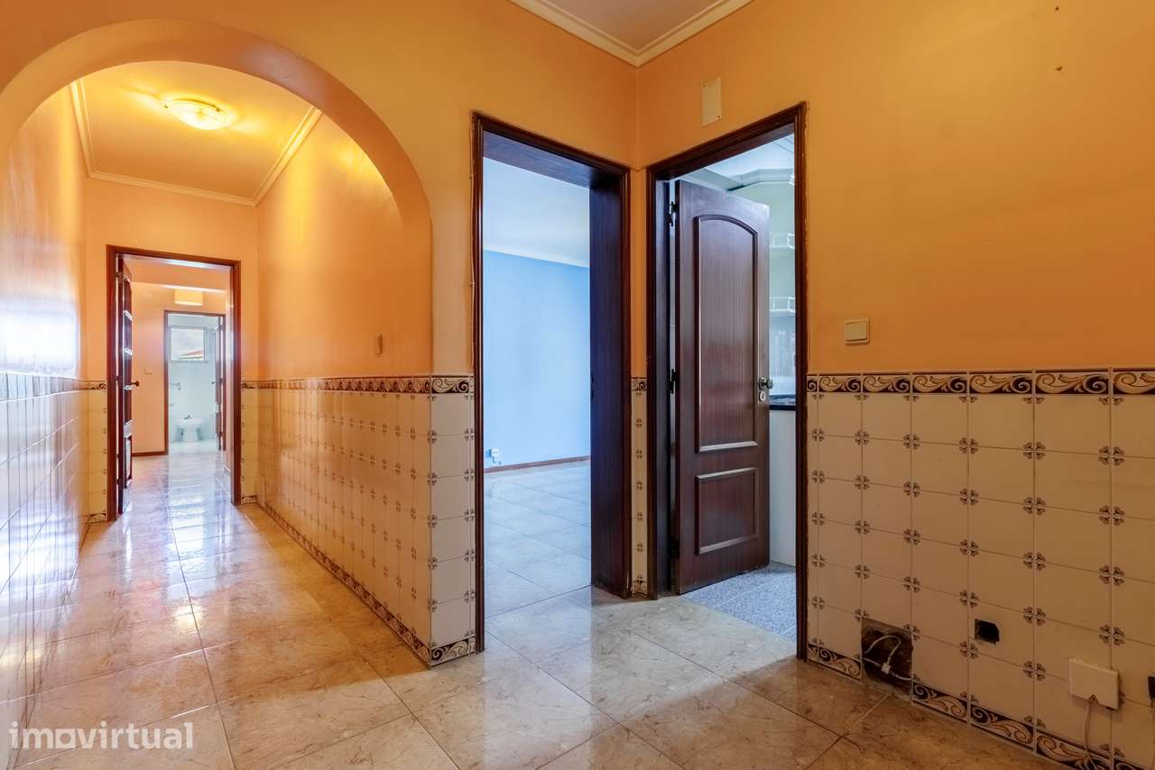 Apartamento T3 c/ 4 Marquises e 2 Wc's no Cacém, Sintra - Grande imagem: 3/56