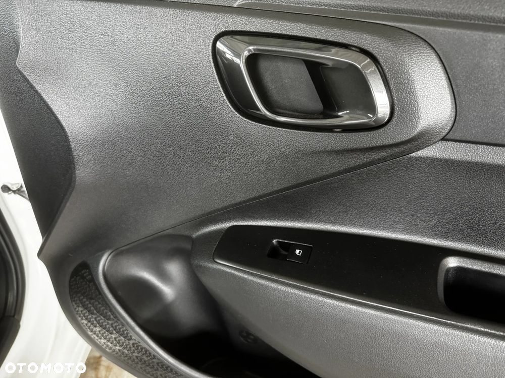 Hyundai i10 1.0 Connect & Go - 24