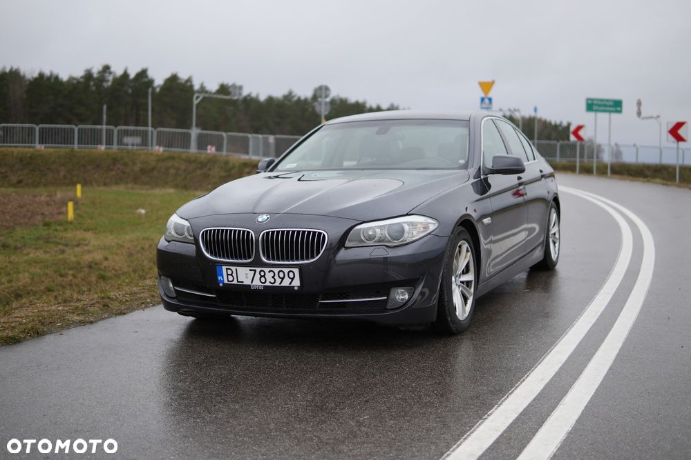 BMW Seria 5 520d Touring - 4