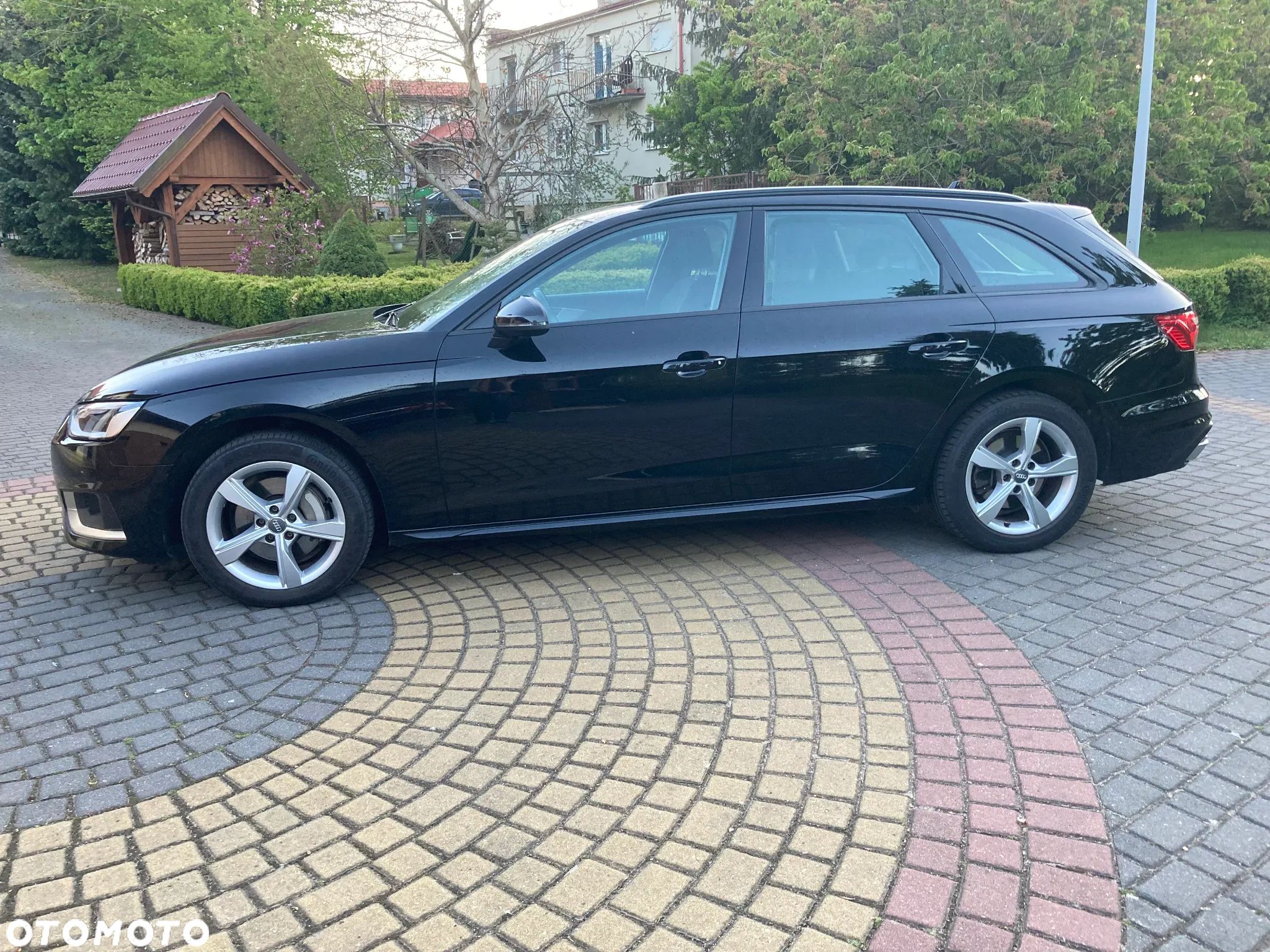 Audi A4 - 1