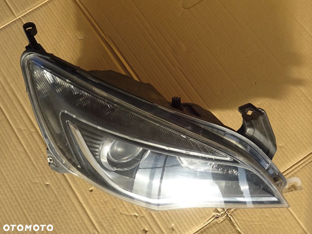 OPEL ASTRA J LAMPA PRAWA LEWA PRZÓD REFLEKTOR BI XENON SKRĘTNY Z DOŚWIETLANIEM LED - 9