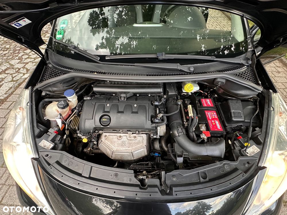 Peugeot 207 95 VTi Family - 11