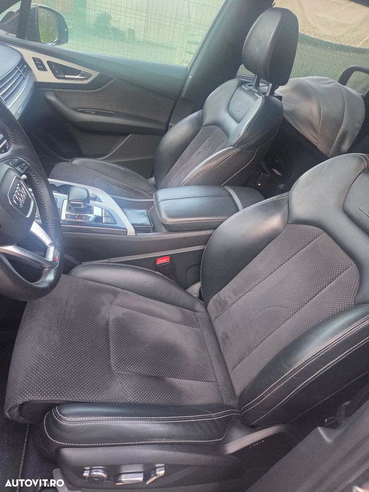 Audi Q7 - 8