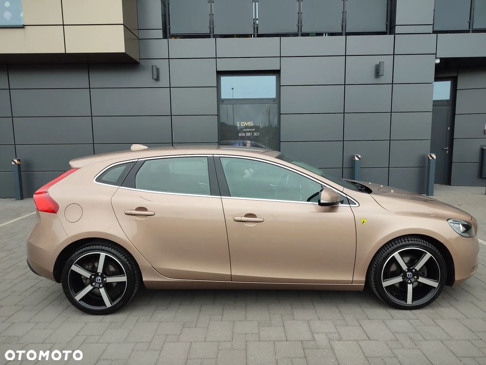 Volvo V40 T2 Summum - 6