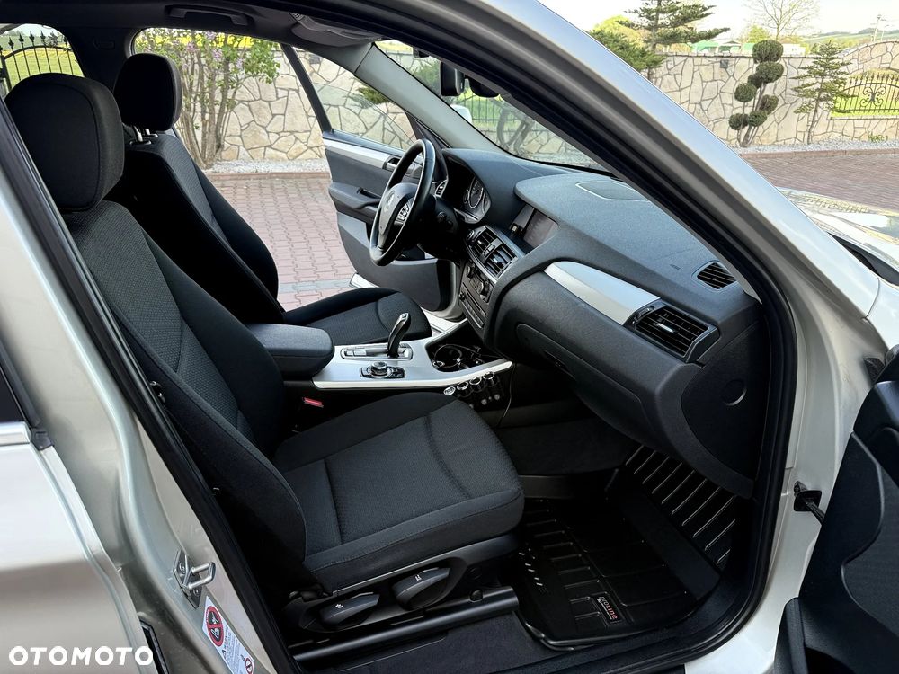 BMW X3 xDrive20d - 11