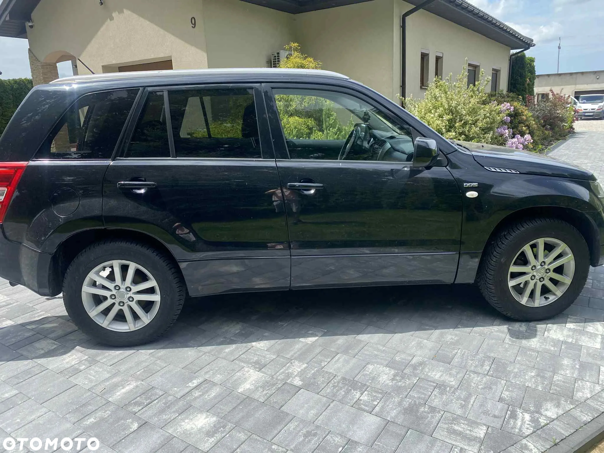 Suzuki Grand Vitara 1.9 DDiS De luxe - 3