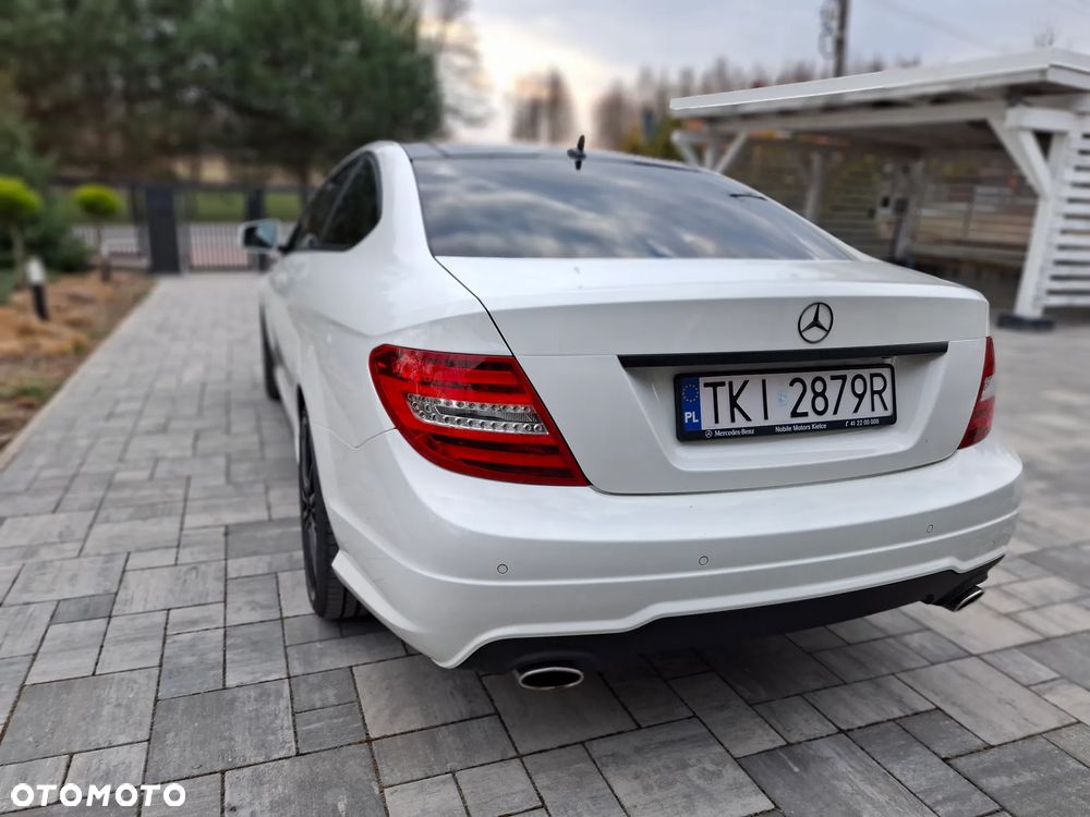 Mercedes-Benz Klasa C 350 BlueEFFICIENCY 7G-TRONIC Edition 1 - 31