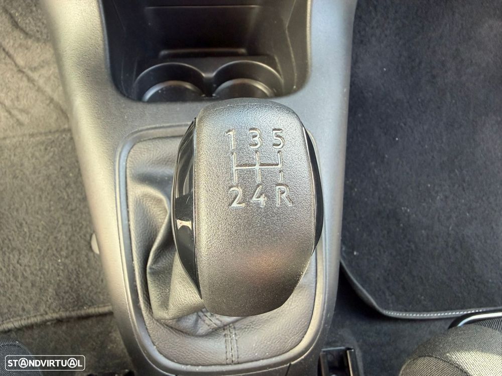 Citroën C3 1.2 PureTech Feel - 30
