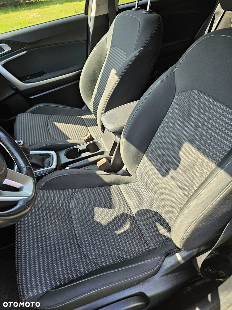 Kia XCeed 1.5 T-GDI M - 14