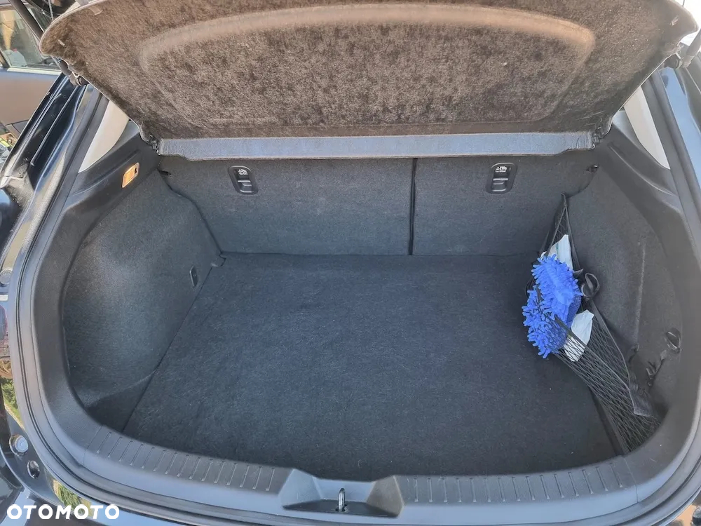 Mazda 3 - 13
