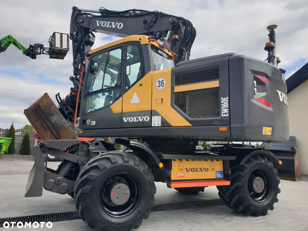 Volvo EW 160E ROTOTILT ZE SZCZYPCAMI SYSTEM GPS 3D LEICA - 33