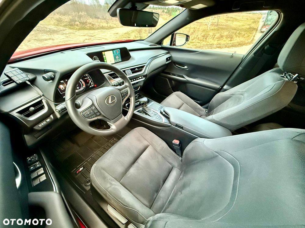 Lexus UX 200 GPF Business 2WD - 25