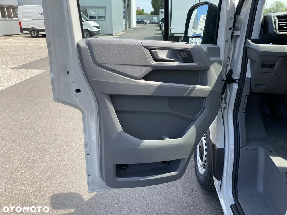 Volkswagen Crafter - 12
