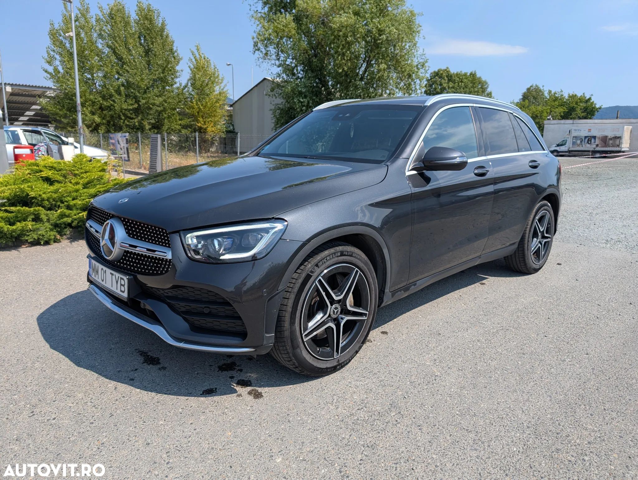 Mercedes-Benz GLC 220 d 4Matic 9G-TRONIC AMG Line - 1