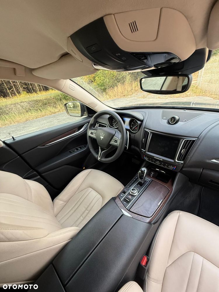 Maserati Levante S Q4 - 8