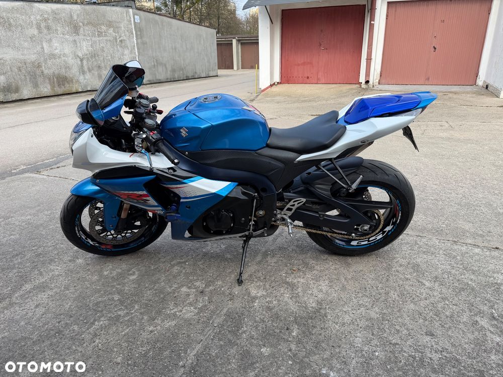 Suzuki GSX-R - 12