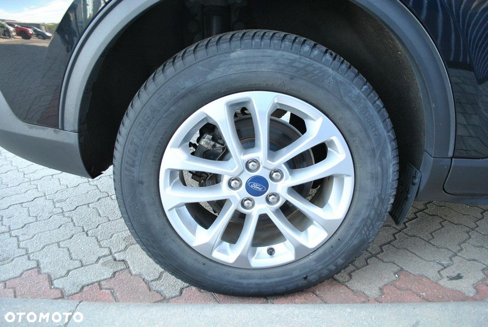 Ford Kuga 2.5 FHEV FWD Titanium X - 32