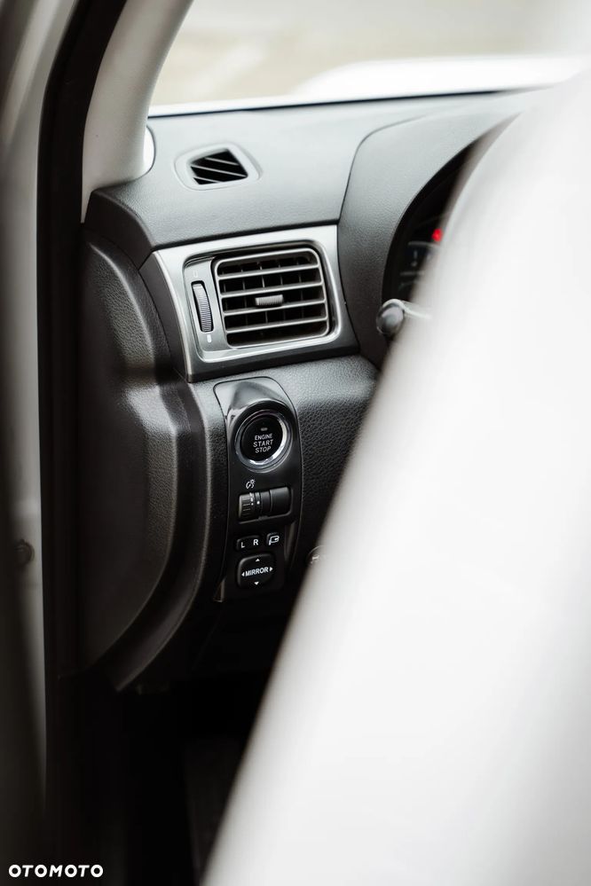 Subaru Forester 2.0D XE 000 - 21