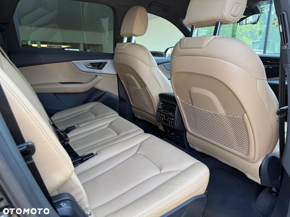 Audi Q7 55 TFSI mHEV Quattro S Line Tiptr - 21
