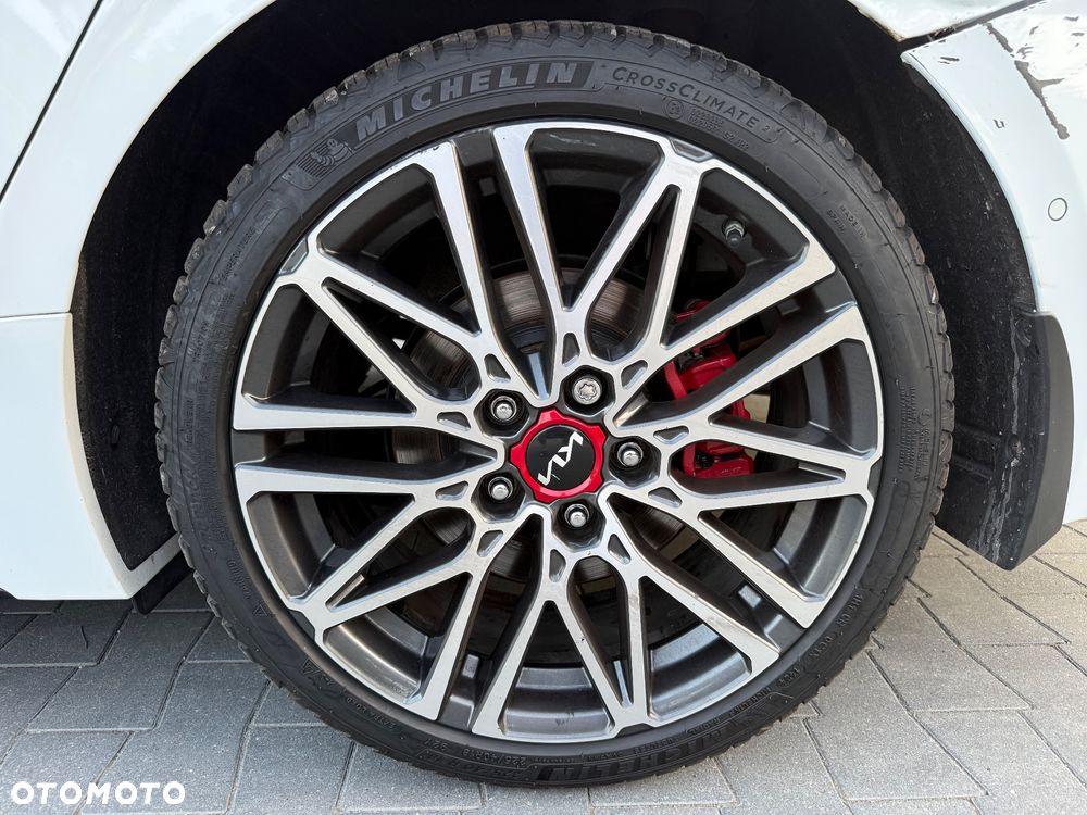 Kia ProCeed 1.6 T-GDI GT DCT - 33