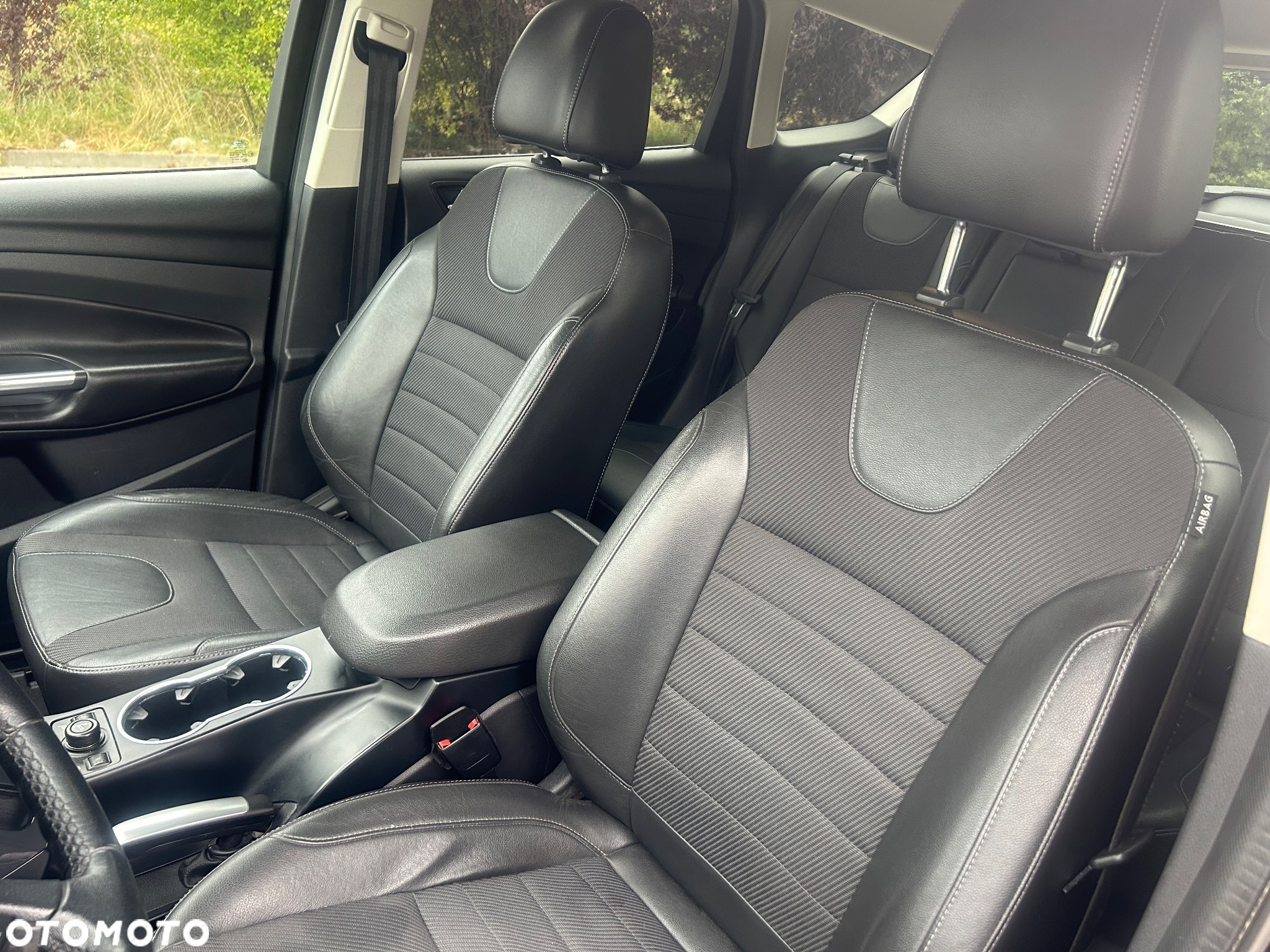 Ford Kuga - 14