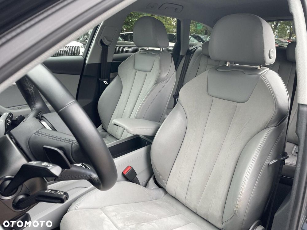 Audi A4 Allroad - 11