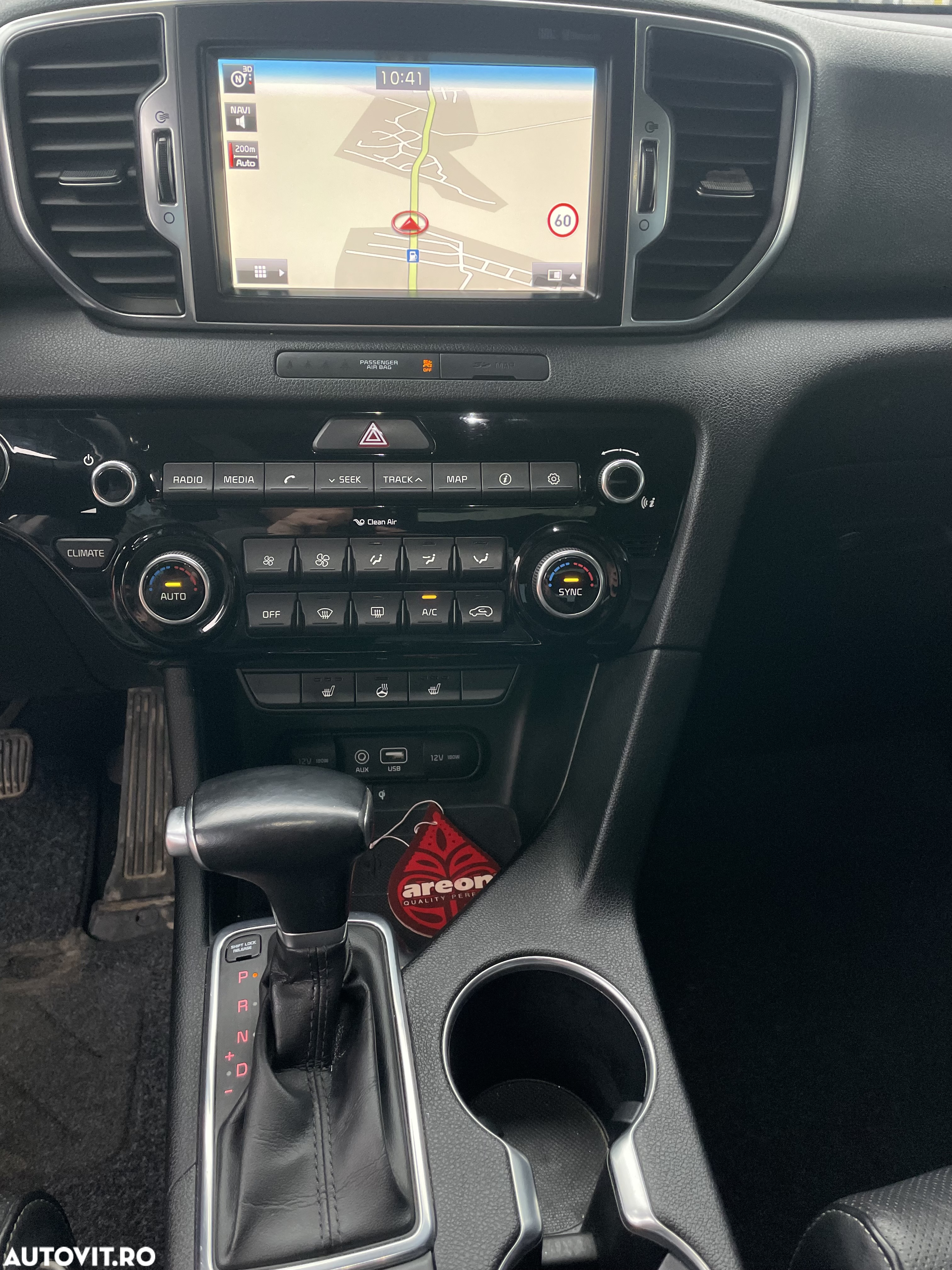 Kia Sportage - 10