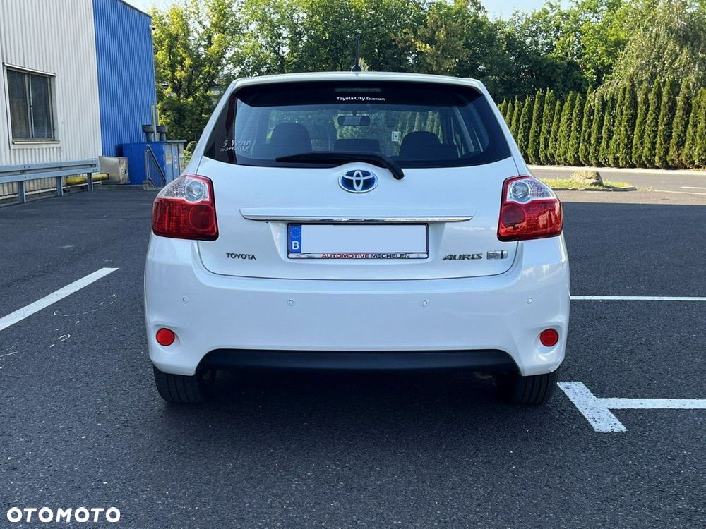 Toyota Auris 1.8 Hybrid Life - 8