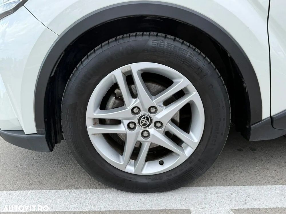 Toyota C-HR - 13