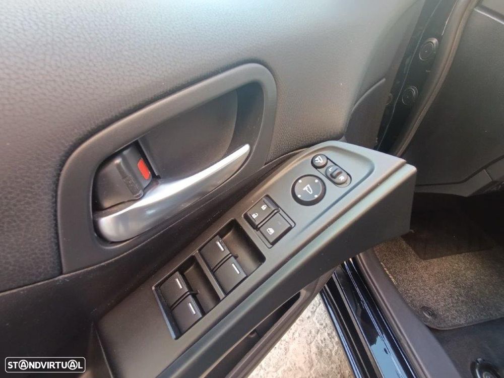 Honda Civic 1.4 i-VTEC Sport Black Edition - 22