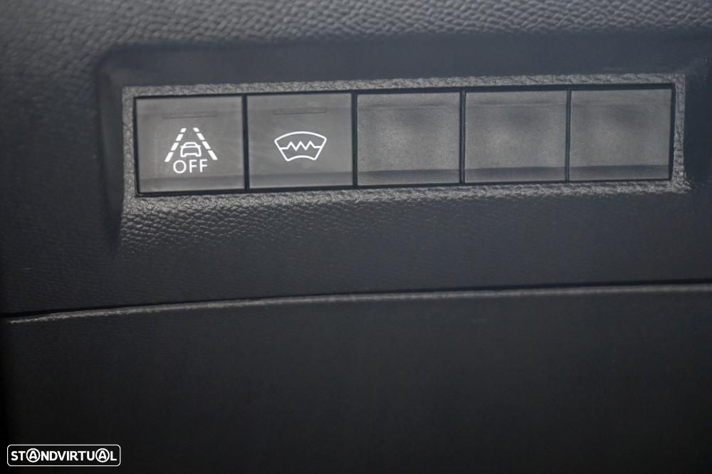 Peugeot 2008 1.2 PureTech GT Line - 16