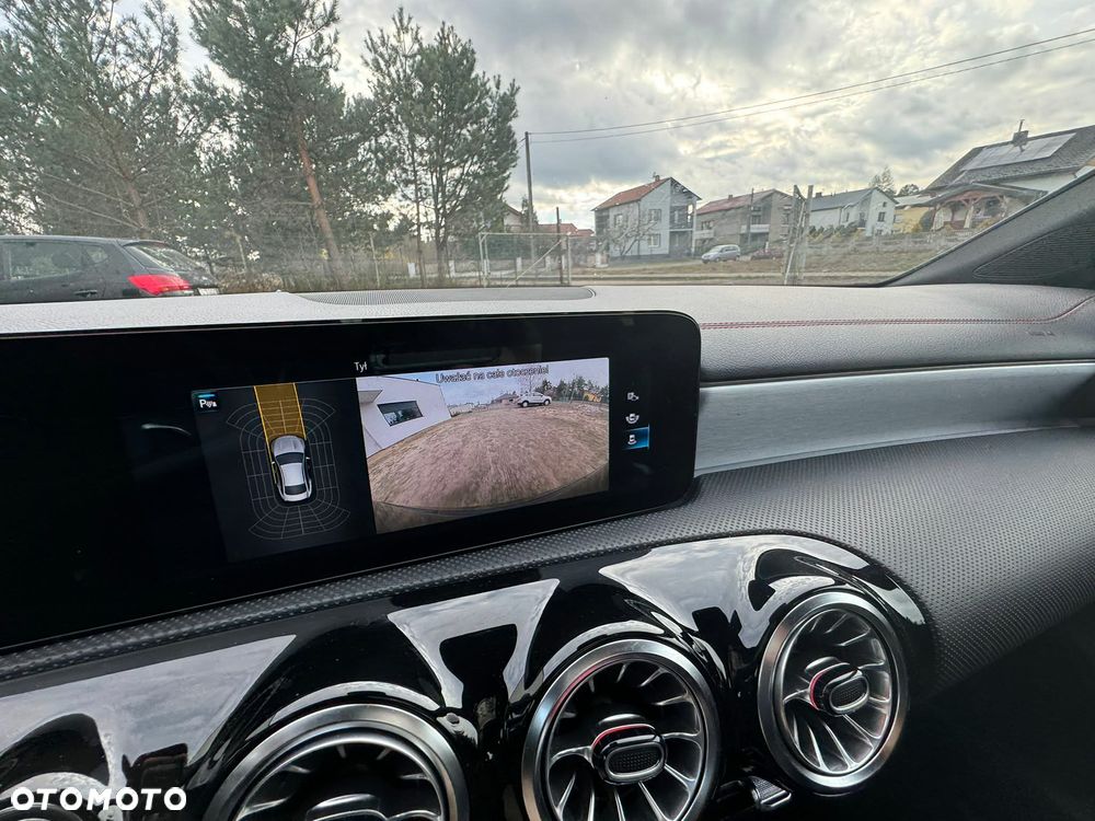 Mercedes-Benz CLA 200 d 8G-DCT AMG Line - 11