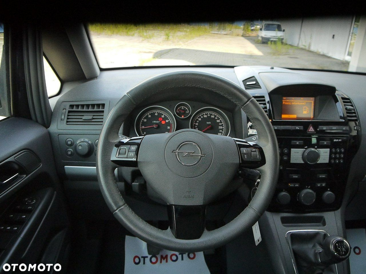 Opel Zafira 1.8 Sport - 22