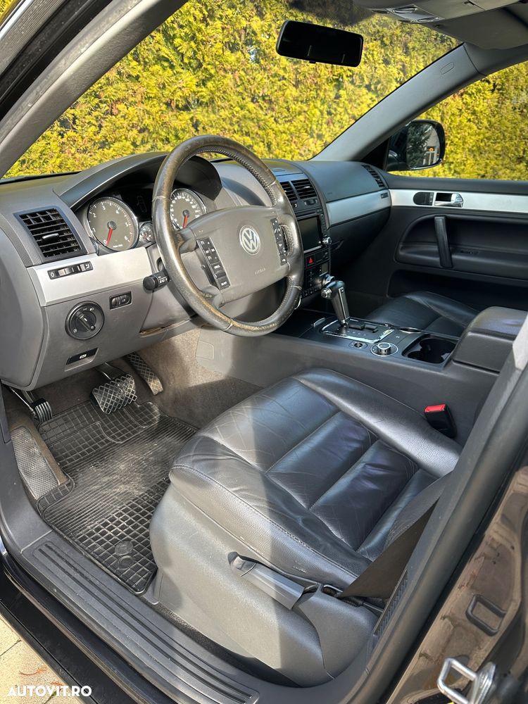 Volkswagen Touareg - 8