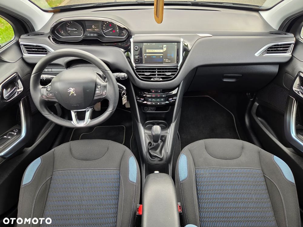 Peugeot 208 95 VTI Allure - 7