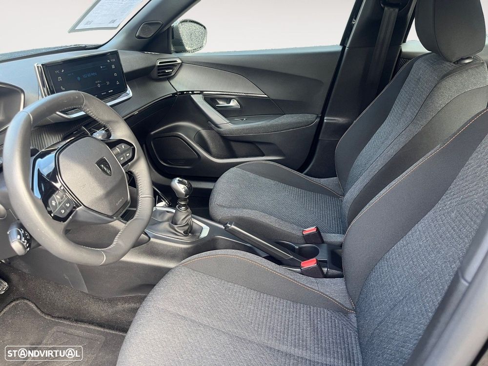 Peugeot 2008 1.2 PureTech Style - 9