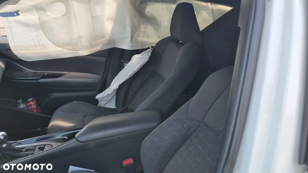 Toyota C-HR 1.8 Hybrid Dynamic - 31
