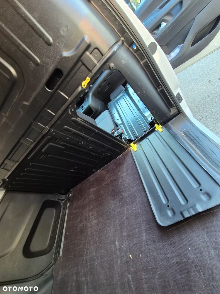 Citroën BERLINGO - 10