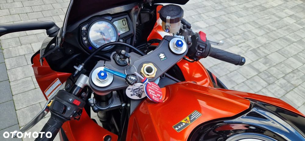Suzuki GSX-R - 18