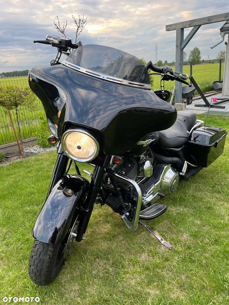 Harley-Davidson Touring Street Glide - 3