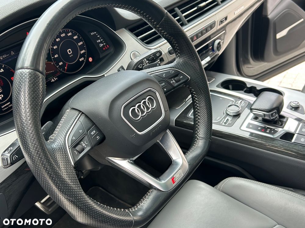 Audi Q7 - 19