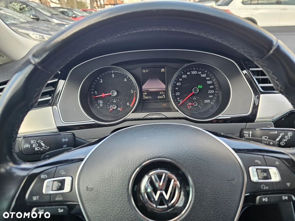 Volkswagen Passat 2.0 TDI BMT Highline DSG - 18