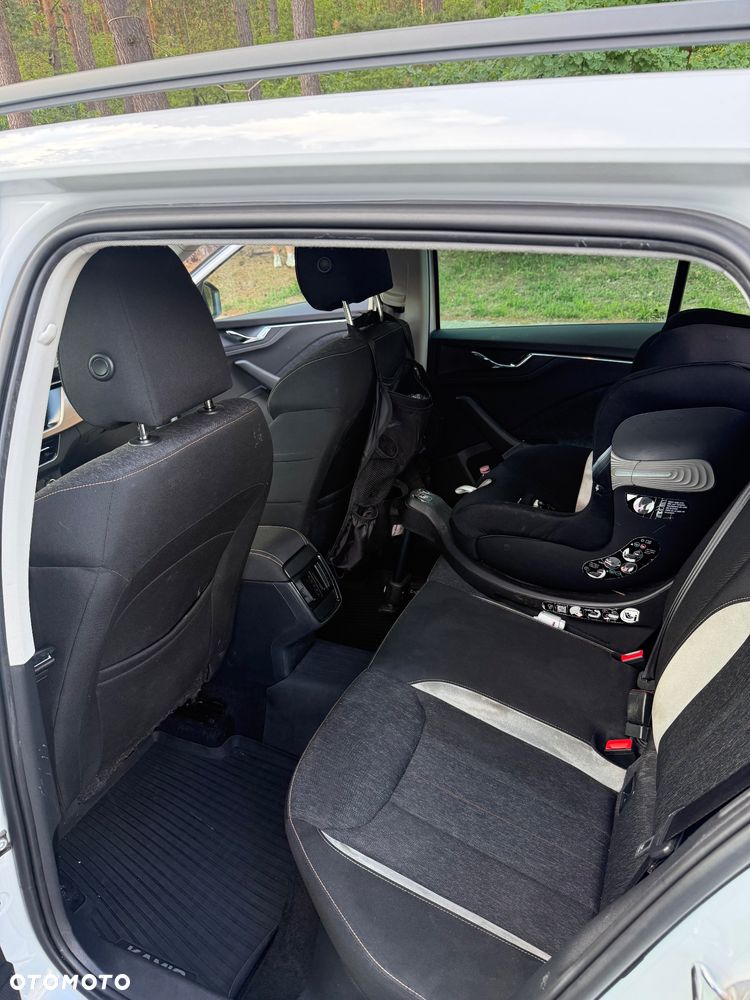 Skoda Kamiq 1.0 TSI Ambition DSG - 10