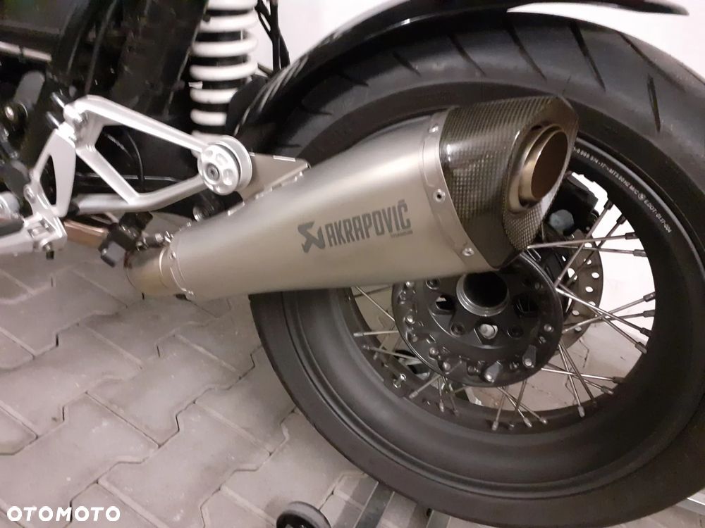 BMW R - 3