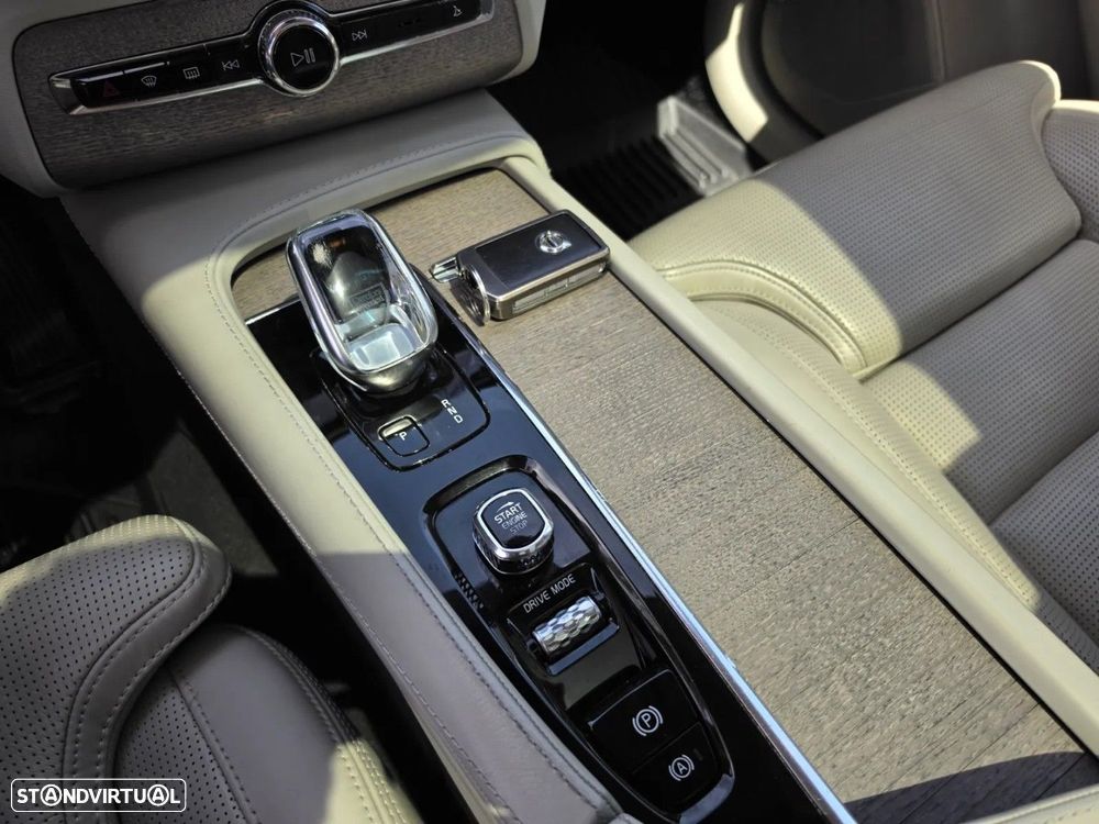 Volvo XC 90 2.0 T8 PHEV Inscription AWD - 21