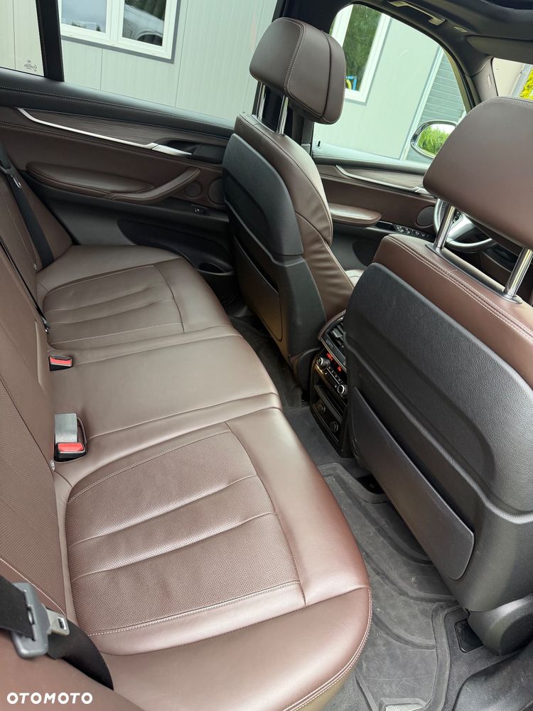 BMW X5 M M50d - 24